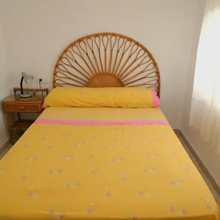 Apartment Casa Caquiner A 20 Metros Del Mar Oliva